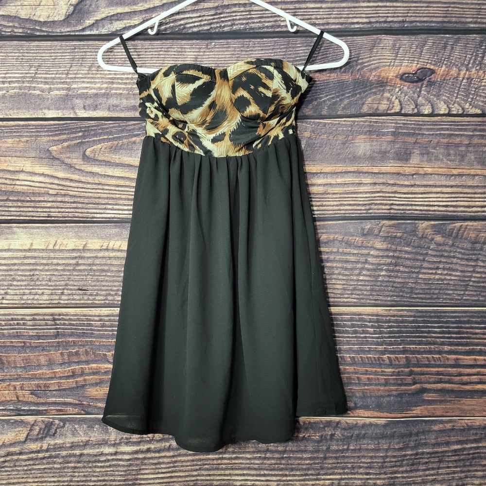XS Leopard print and Black strapless dress